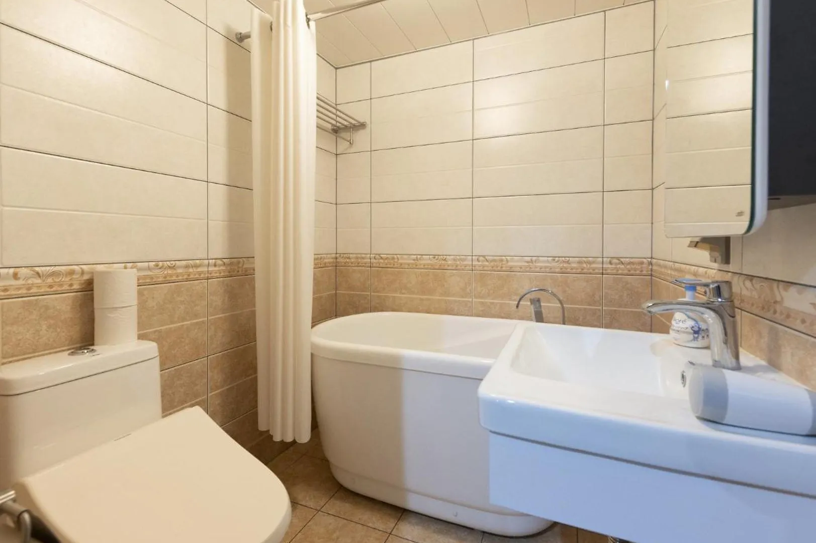 Shirokane Freeport Hotel - Vacation Stay 74019V Kamifurano
